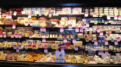 Giant Eagle Legacy Village cheese selection