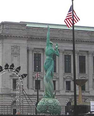 Cleveland War Memorial Peace Statue