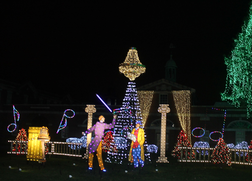 GE Nela Park Christmas Light Display 2015 in East Cleveland