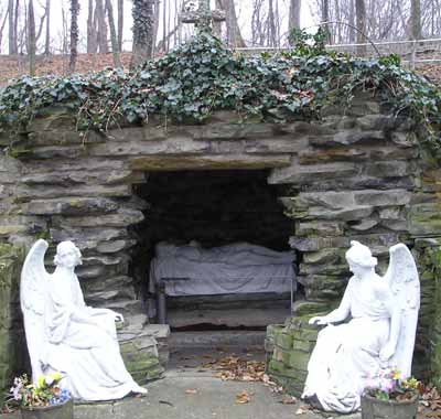 Jesus in the Tomb