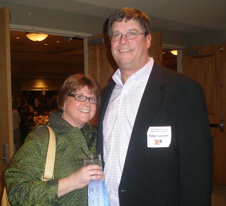 Cleveland Browns Robert Jackson with wife Linda (photos by Debbie Hanson)