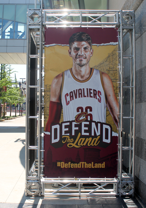 Kyle Korver  - Defend the Land