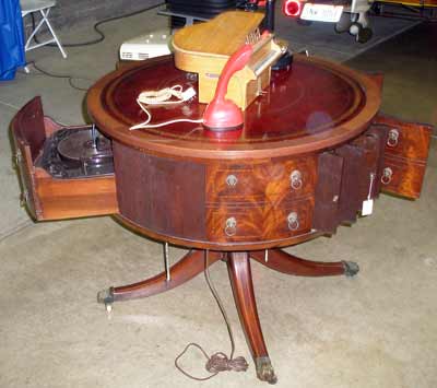 round stereo chest old Brunswick record player