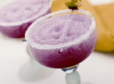 Frozen cranberry margarita