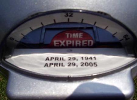 Expired parking meter at gravesite