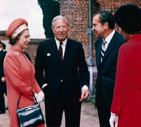 Queen Elizabeth with Richard Nixon
