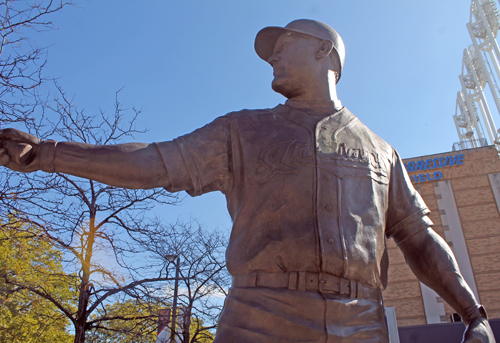 Jim Thome statue in Cleveland