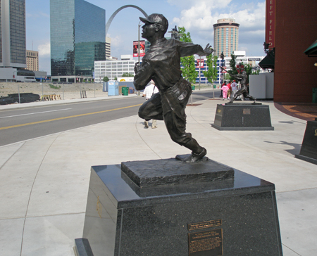Cool Papa Bell statue in St Louis