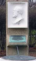 Garfield statue