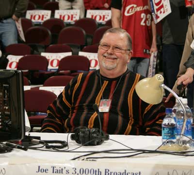 Joe Tait before his 3000th broadcast of a Cleveland Cavaliers game.