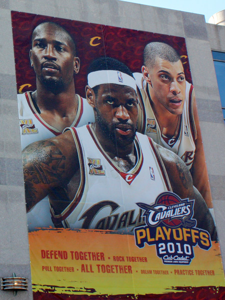 Cleveland Cavs Jawad Williams, Lebron James and Anthony Parker 