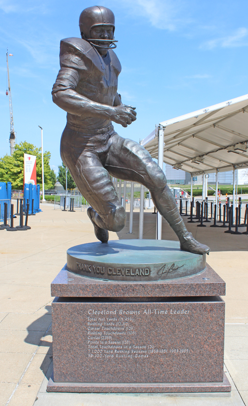 Jim Brown Statue at Cleveland Browns Stadium