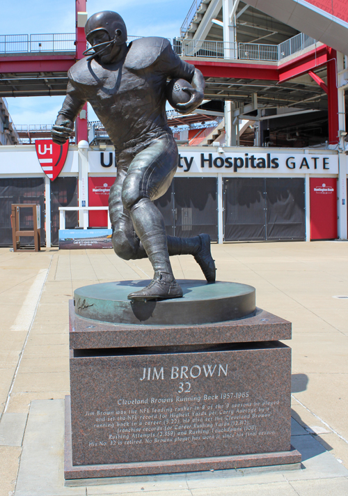 Jim Brown Statue at Cleveland Browns Stadium