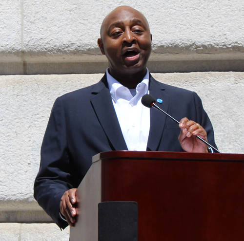 Felton Thomas