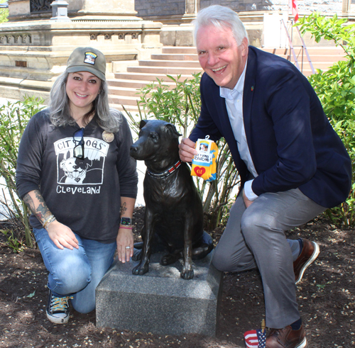CityDogs rep and Chris Ronayne