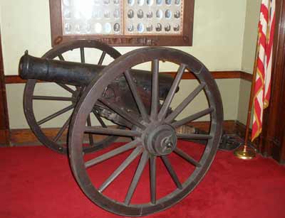 Cannon Inside the The Cleveland Grays Armory Museum
