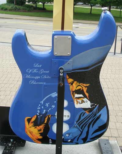 Robert Lockwood Jr. Guitar at Guitarmania