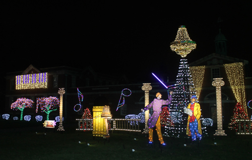 GE Nela Park Christmas Light Display 2015 in East Cleveland