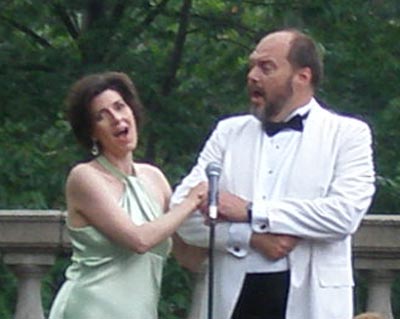 Andrea Anelli and J.R. Fralick perform