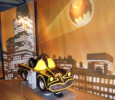 (photos by Dan Hanson) Batmobile in Metroplois awaiting Batman