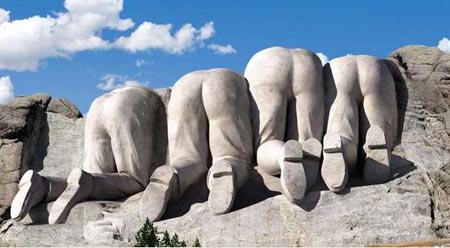 Funny picture of the rear view of Mount Rushmore