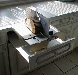 Bread slicer in Germany