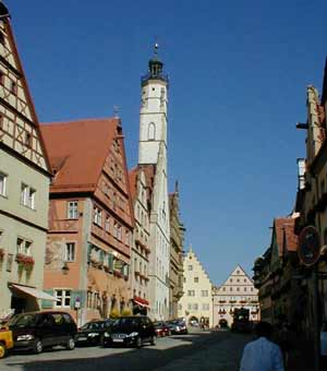 A view up Hermgasse toward the Rathaus & the square