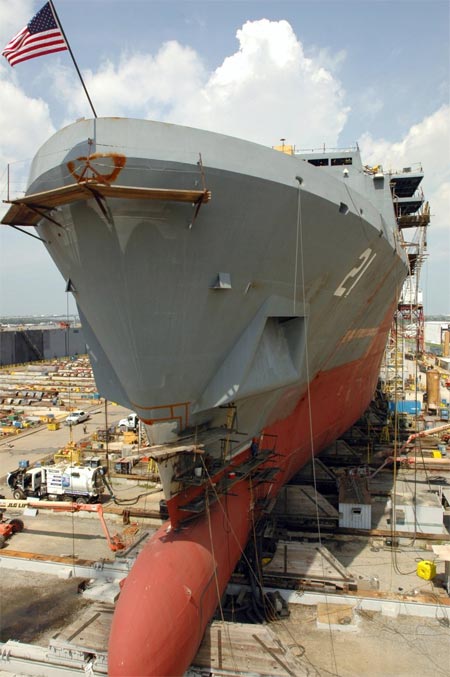 USS New York under construction at Northrop Grumman Ship Systems at Avondale, LA., 16 August 2006