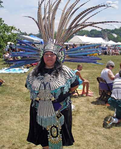 ateck Aztek Indian woman - Cleveland Powwow