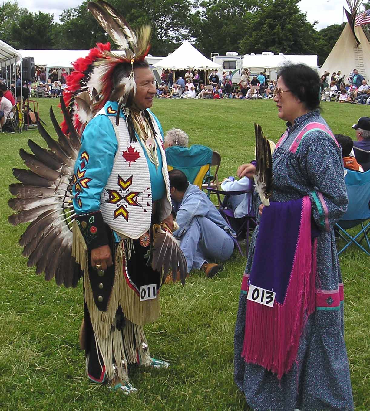 Native American costumes at the Cleveland Powwow