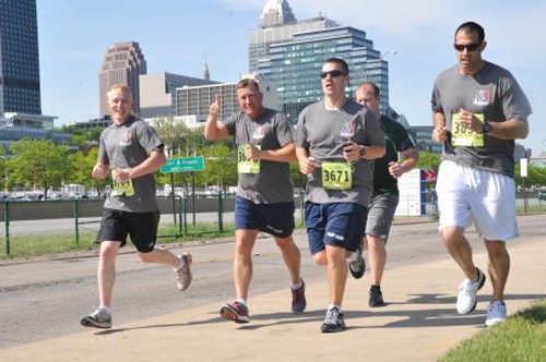 Members of the Coast Guard Marine Safety Unit in Cleveland participate in the Run to Remember event held in Cleveland, May 17, 2013.