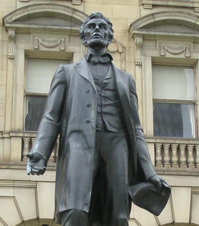 Abraham Lincoln statue in Cleveland Ohio