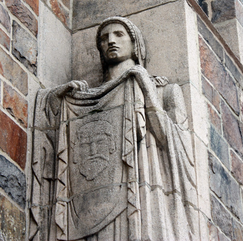 Holy Oil Can Church statue of Saint Veronica - photos by Dan Hanson