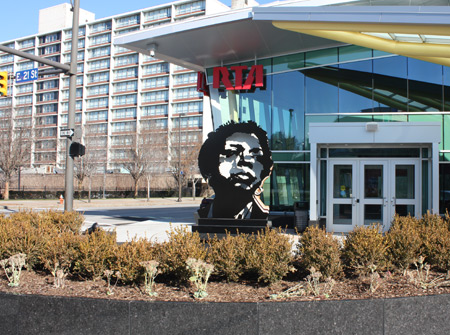 Stephanie Tubbs Jones sculpture at RTA station in Cleveland