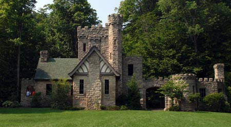 Squire's Castle at North Chagrin Reservation in Cleveland - photos by Dan Hanson