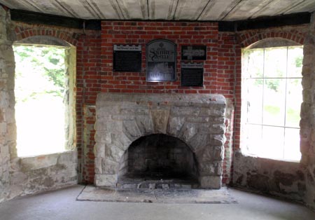 Squire's Castle fireplace - photos by Dan Hanson