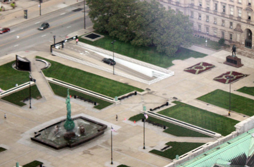 Peace Memorial on the Mall and Lincoln Statue from the Terminal Tower Observation Deck - photo by Dan Hanson
