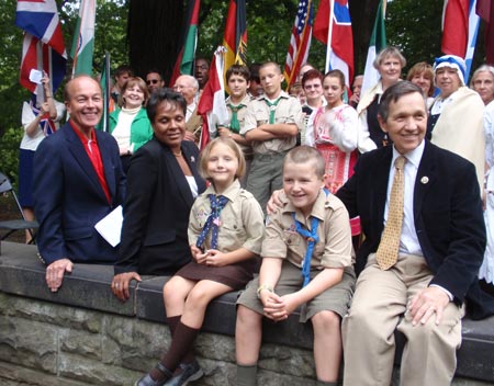 Ben Stefanski, Councilwoman Shari Cloud, Congressman Dennis Kucinich and others at One World Day 2009