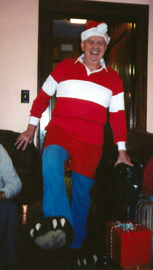 Norm Hanson in Christmas outfit