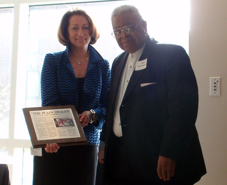 Plain Dealer Editor Susan Goldberg with hero Dan Davenport