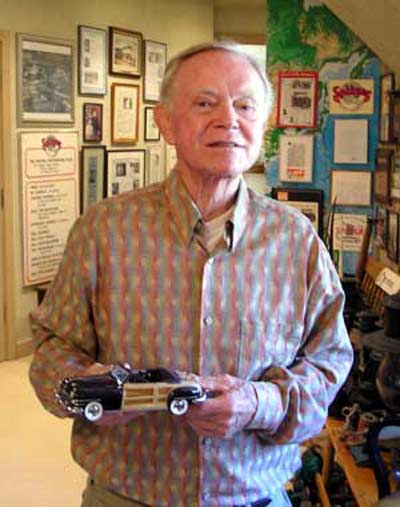 Del Spitzer with model car